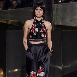 514 - קולקציית H&M Studio נשים וגברים, לסתיו חורף 2016-2017.